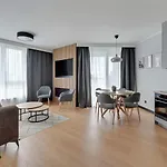 Rentplanet - Chlebova 4*