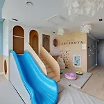 Ξενοδοχείο με διαμερίσματα Rentplanet - Chlebova 4*
