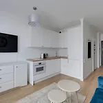 Aparthotel Rentplanet - Chlebova 4*
