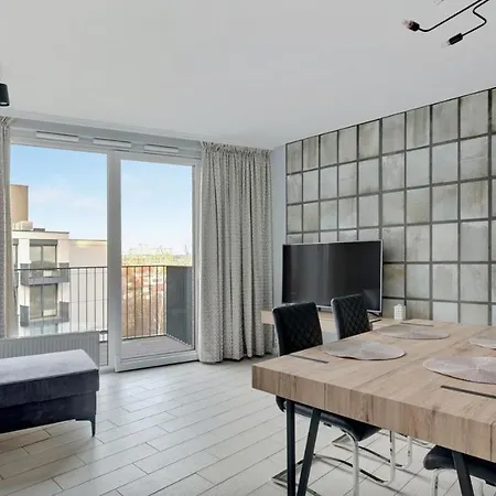 Rentplanet - Chlebova 3*