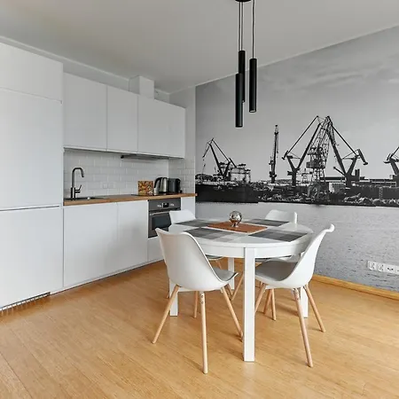 Aparthotel Rentplanet - Chlebova 3*