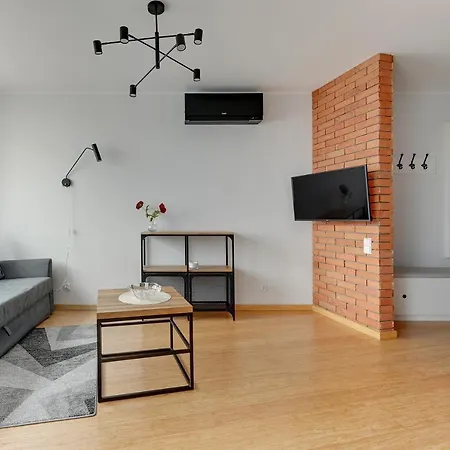 Rentplanet - Chlebova Aparthotel 3*