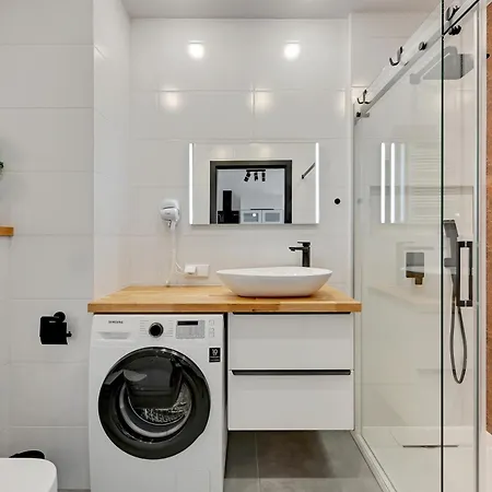Aparthotel Rentplanet - Chlebova 3*