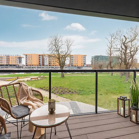 Aparthotel Rentplanet - Chlebova 4*