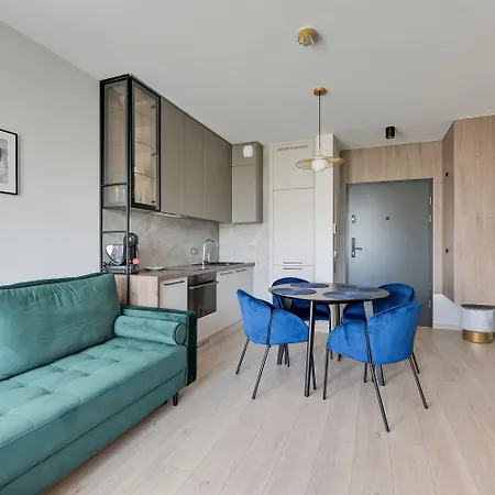 Rentplanet - Chlebova Апарт-отель 3*