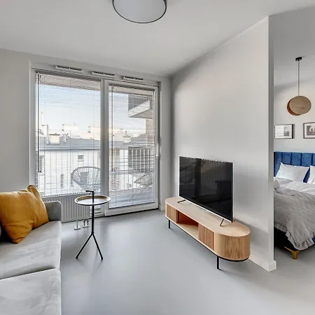 Rentplanet - Chlebova 3*