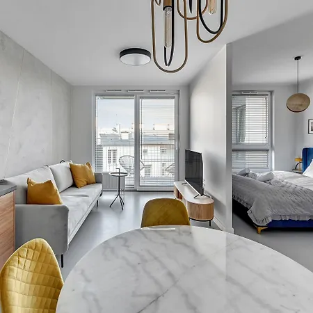 Rentplanet - Chlebova 3*