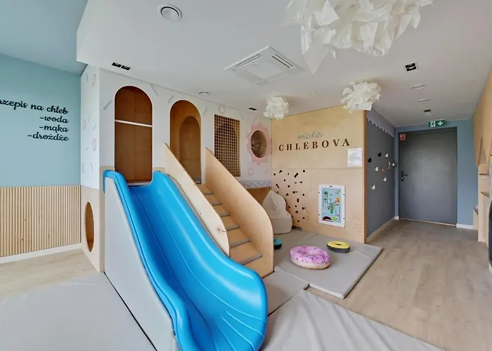 Aparthotel Rentplanet - Chlebova 4*